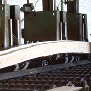 Fil du bois cintré en "S" parfait pour les cremaillères et faux limons (balancement)