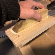 Rustique, mais ça tient bien en main!