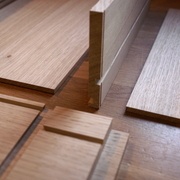 Gros plan sur les usinages du tiroir à prises