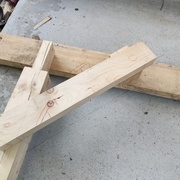 Jambe de force entre poteau et Sablière