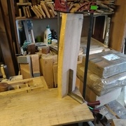 maintien du pied sur la mortaise