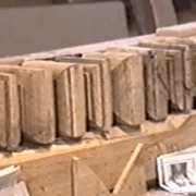 des tetes coupées (de poteaux)