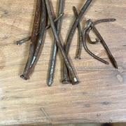 Quelques clous bien sympathiques