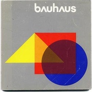 Liens pour livres sur le bauhaus http://allmyeyes.blogspot.fr/2010/12/bauhaus-book.html