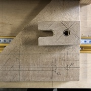 En haut, la courte (70 mm), en bas l'esquisse de la longue (120mm)