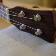 Placage de tête palissandre (Ukulélé de Neiru)