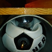 Dans le secteur de l'emboutissage, on appelle cela le soyage à la bille ;)