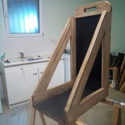 et enfin deuc couches de vernis incolore seulement sur la peinture à effet.