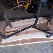 Présentation d'un morceau de plateau pour ajustement