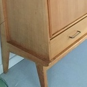 Mobilier reconstruction ,détail de pietement