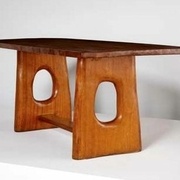 Table en bois sculpté par Alexandre Noll  http://mid2mod.blogspot.fr
