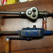 Porte-forets Peugeot Frères n°314 (haut) et Val d'Or n°7 (bas)