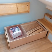 Le tiroir de gauche est sorti avec tout le matériel de transformation