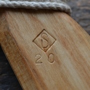 Empreinte de la première sur bois de fil