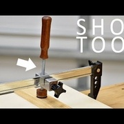 Une troisième mains