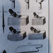 Le rabot "de bout" est figure 13
