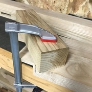 Coupe d'onglet traverse