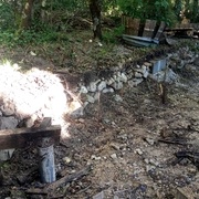L'ancienne terrasse en haut à droite