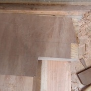 Un gabarit pour les bastaings entre madriers