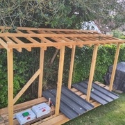 Vue en diagonale de la structure avant de mettre le toit.