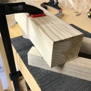 Coupe d'onglet petit bois