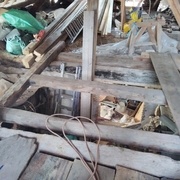 Début du solivage sur la partie effondrée