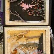 Les 2 cadres en Tilleul avec mise en place des leds et de tous les éléments découpés