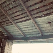 Détail s/toiture : chevrons, pannes