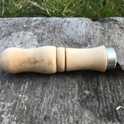 Petite râpe, manche en Alisier blanc