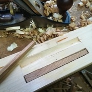 Gabarit pour les chevilles en chêne