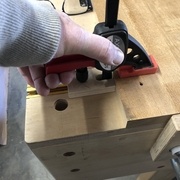 Planche de 2,4 cm, c'est encore utilisable, mais on ne fera guère mieux