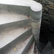 escalier hélicoïdale en vis  en taille de pierre http://www.tiez-breiz.bzh/restaurer-rehabiliter/les-fiches-techniques/les-escaliers
