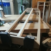 On voit mieux la forme générale de cette pièce