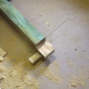 ossature mélèze autoclavé, assemblage par mis bois pour recevoir le palier