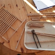 La récolte du matériau brut