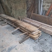 À l'arrière, 10 longueurs de 2200. À l'avant, bien assez pour faire les 8 longueurs restantes et les "stretchers".