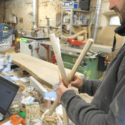 Présentation du principe de tabourets pliables à 3 pieds