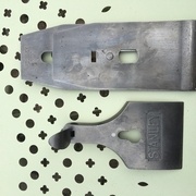 Logo « STANLEY » sur presseur et logo 1910 sur le fer