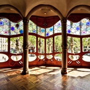 Menuiseries Modernismo  ( gaudi)  http://twistedsifter.com/2012/08/casa-batllo-by-antoni-gaudi-barcelona/