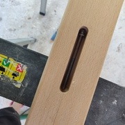 Première étape d'usinage pour la vis à tête romaine