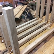 Une fois la colle bien prise, on retire les serre-joints pour le séchage