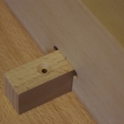 Exemple de Taquets pour maintenir le plateau