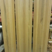 une fois collés et rabotés, les contrastes sont évidents et montrent à quel point le travail de choix des couleurs est important