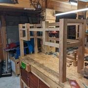 Le châssis assemblé à blanc, sans chevilles