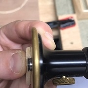 Réglage du trusquin à 2mm