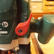 En rouge ( 4 ), Dispositif de verrouillage de la descente.