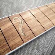 incrustation de la 12ème case en frêne