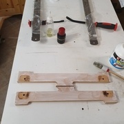 Collage avec les lames en place (graissées à l'huile de camélia pour ne pas les coller)