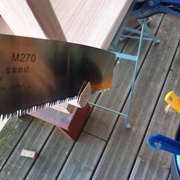 Ajustage des pieds car le résultat était bancal.