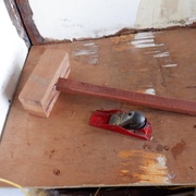 Rabotage du manche, que je veux bien lisse, tout doux